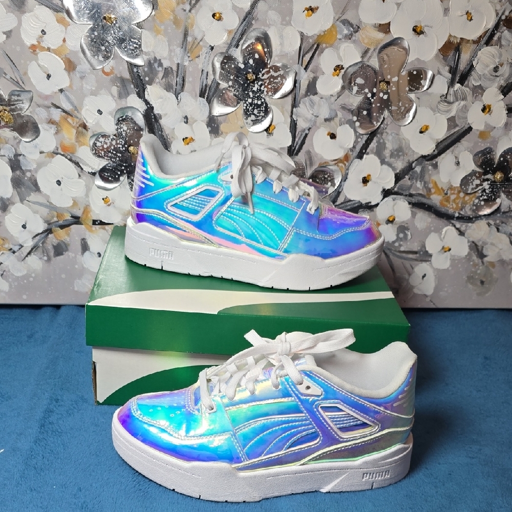 Puma Iridescent White Sneakers Size 7